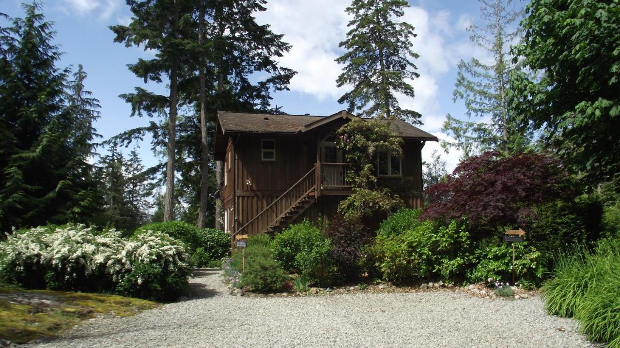 Secret Cove Cottage Suites Halfmoon Bay Exteriör bild