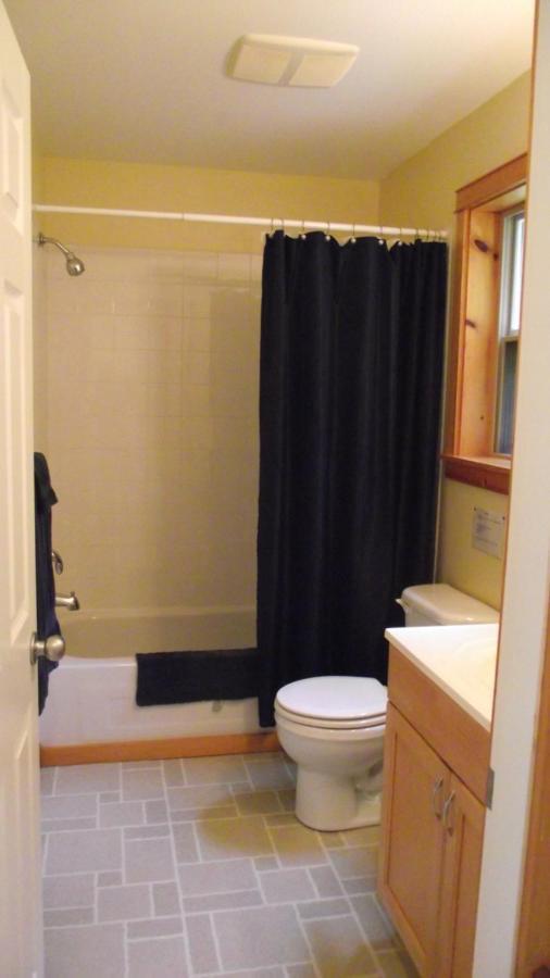 Secret Cove Cottage Suites Halfmoon Bay Exteriör bild