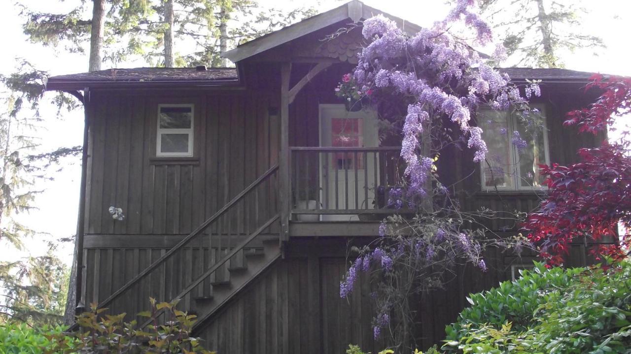 Secret Cove Cottage Suites Halfmoon Bay Exteriör bild